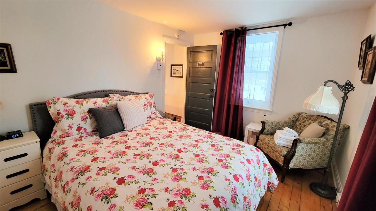 Auberge Du Vignoble Bromont Eksteriør billede