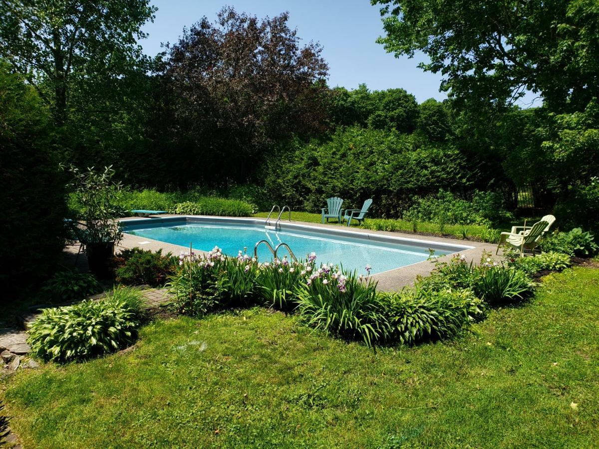 Auberge Du Vignoble Bromont Eksteriør billede